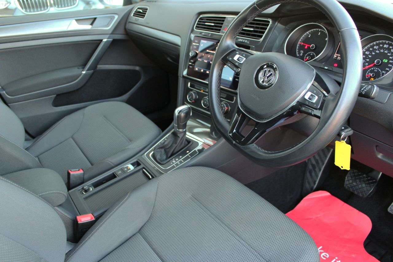 2017 VOLKSWAGEN GOLF 2017 VOLKSWAGEN GOLF