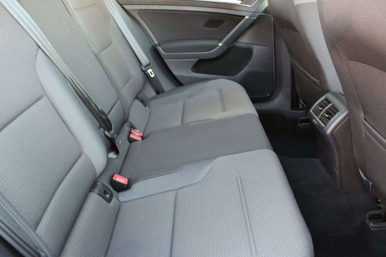 2017 VOLKSWAGEN GOLF 2017 VOLKSWAGEN GOLF