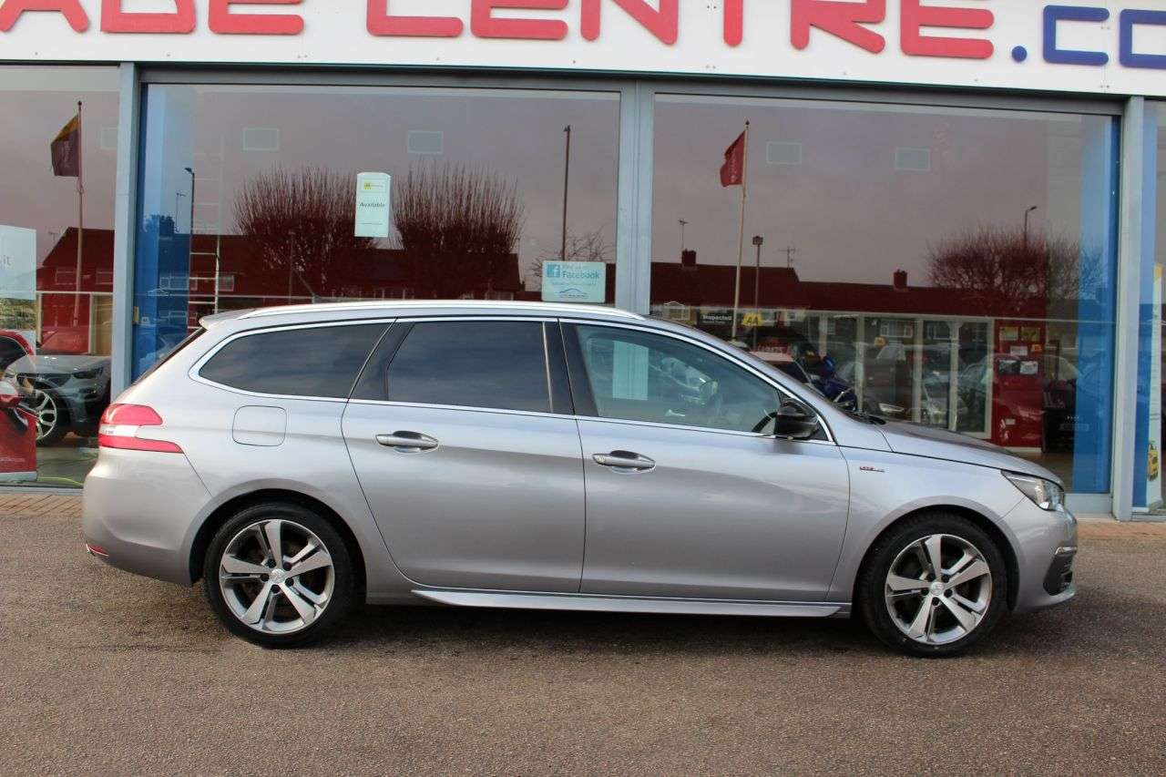 A 2020 PEUGEOT 308 SW 1.5 BlueHDi GT Line Estate 5dr Diesel Manual Euro 6 (s/s) (130 ps) DAB, CRU A 2020 PEUGEOT 308 SW 1.5 BlueHDi GT Line Estate 5dr Diesel Manual Euro 6 (s/s) (130 ps) DAB, CRU