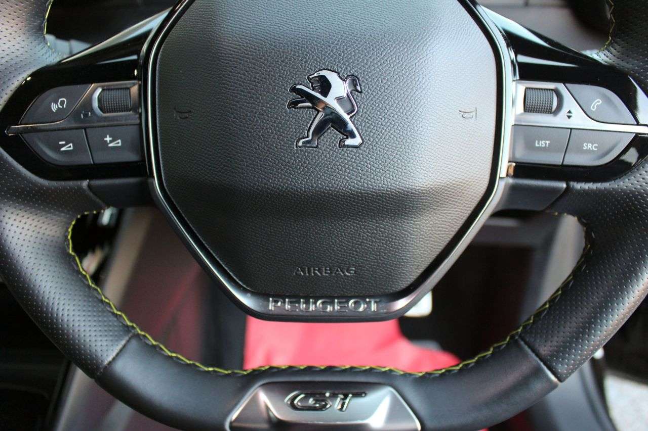 2022 PEUGEOT 208 2022 PEUGEOT 208