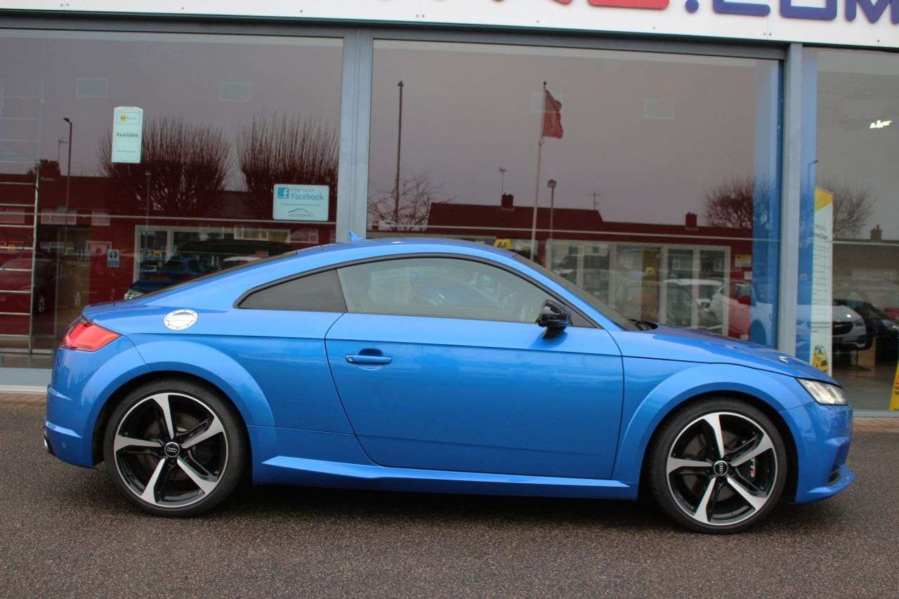 A 2017 AUDI TTS 2.0 TFSI Black Edition Coupe 3dr Petrol S Tronic quattro Euro 6 (s/s) (310 A 2017 AUDI TTS 2.0 TFSI Black Edition Coupe 3dr Petrol S Tronic quattro Euro 6 (s/s) (310