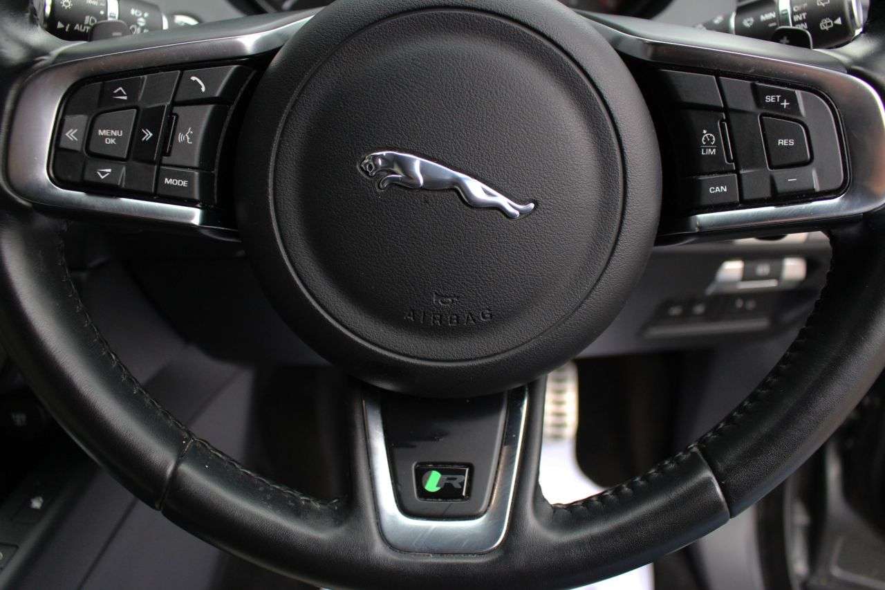 2018 JAGUAR E-PACE 2018 JAGUAR E-PACE