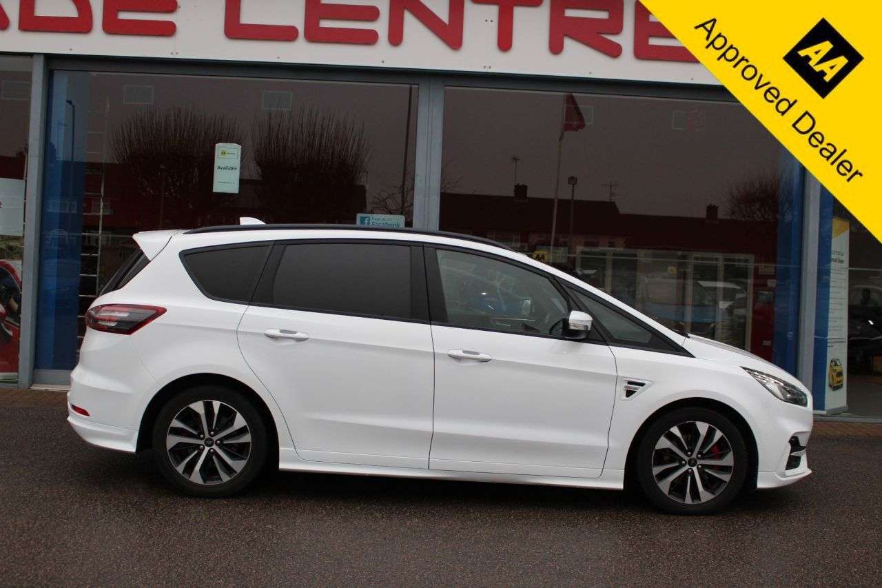 A 2020 FORD S-MAX 2.0 EcoBlue ST-Line MPV 5dr Diesel Auto Euro 6 (s/s) (190 ps) E/TAILGATE, D A 2020 FORD S-MAX 2.0 EcoBlue ST-Line MPV 5dr Diesel Auto Euro 6 (s/s) (190 ps) E/TAILGATE, D