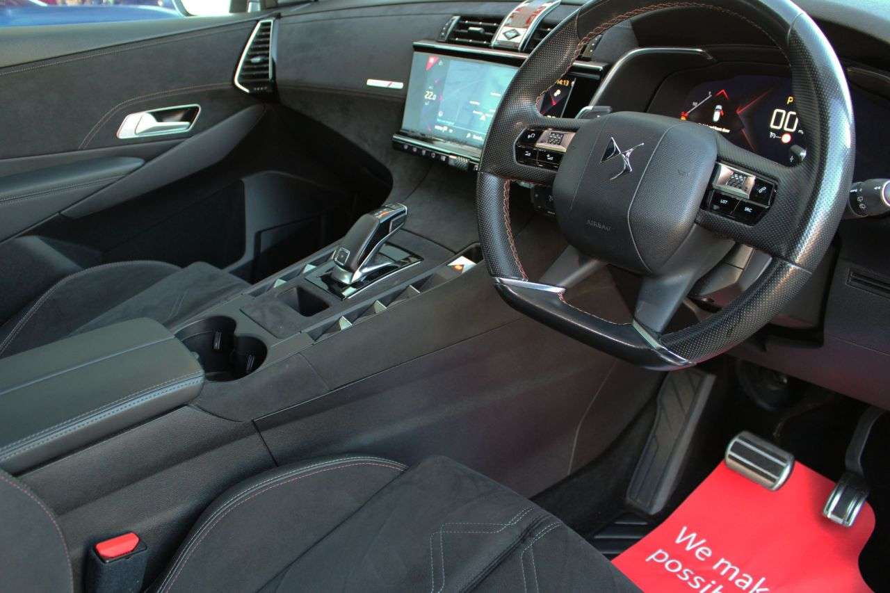 2021 DS AUTOMOBILES DS 7 CROSSBACK 2021 DS AUTOMOBILES DS 7 CROSSBACK