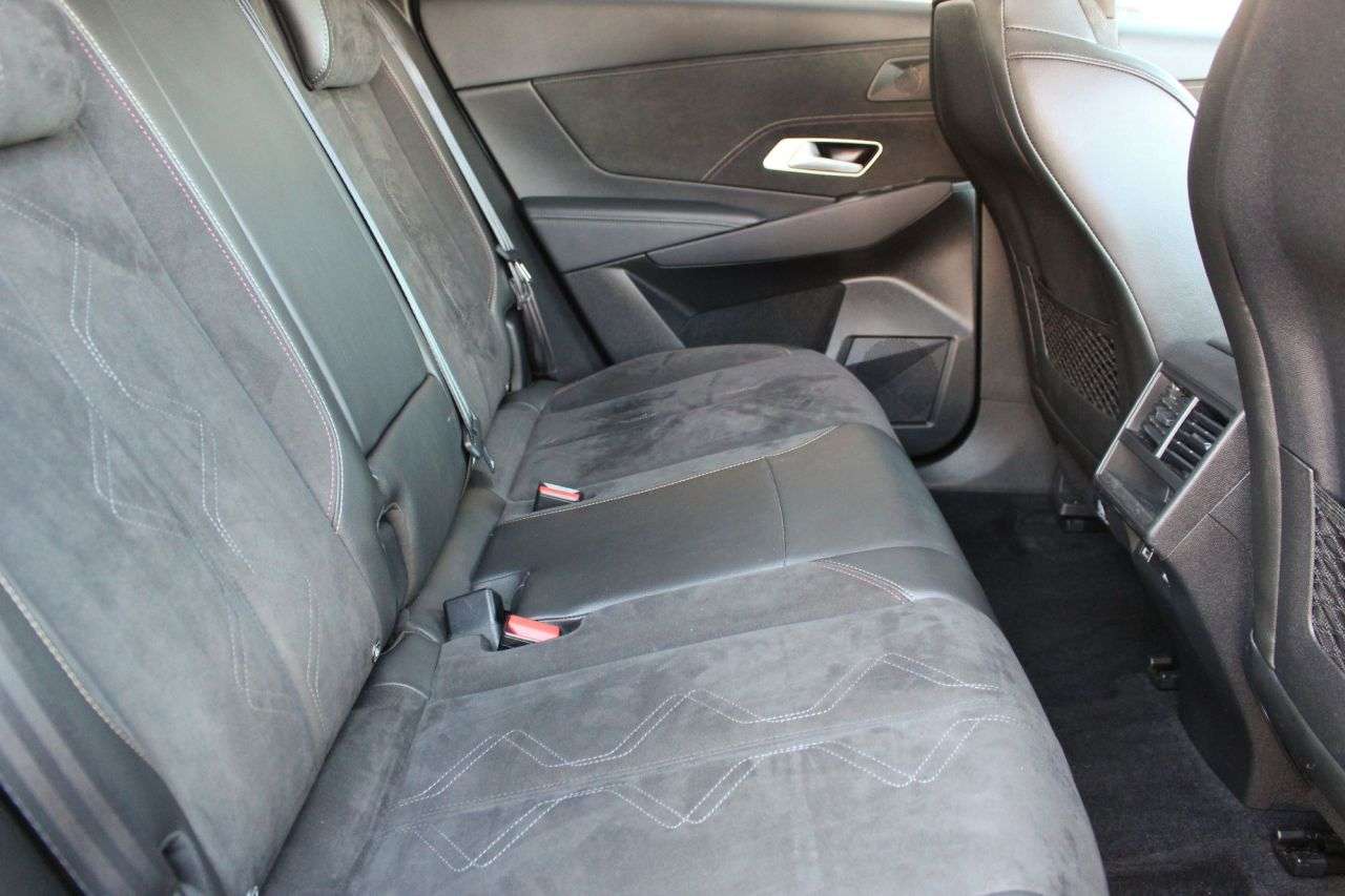 2021 DS AUTOMOBILES DS 7 CROSSBACK 2021 DS AUTOMOBILES DS 7 CROSSBACK