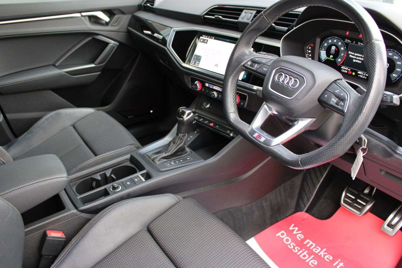 2022 AUDI Q3 2022 AUDI Q3