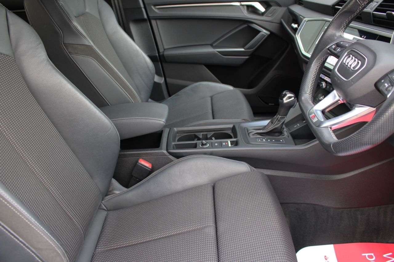 2022 AUDI Q3 2022 AUDI Q3