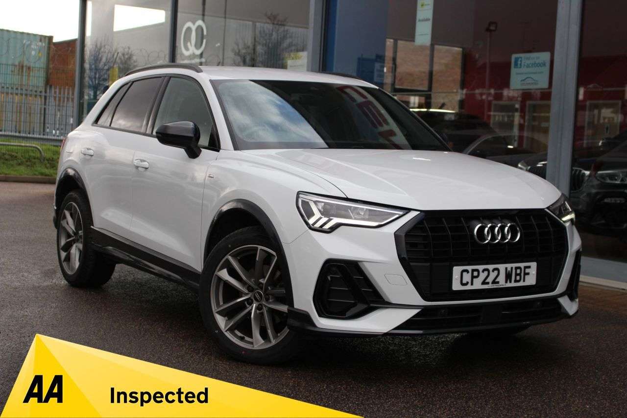 A 2022 AUDI Q3 1.5 TFSI CoD 35 Black Edition SUV 5dr Petrol S Tronic Euro 6 (s/s) (150 ps) A 2022 AUDI Q3 1.5 TFSI CoD 35 Black Edition SUV 5dr Petrol S Tronic Euro 6 (s/s) (150 ps)