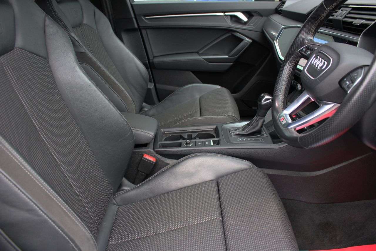 2022 AUDI Q3 2022 AUDI Q3