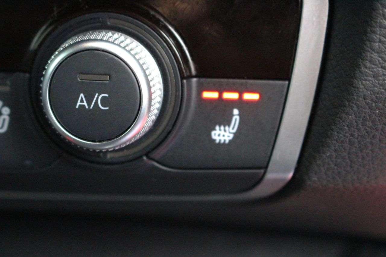 A 2022 AUDI Q3 1.5 TFSI CoD 35 S line SUV 5dr Petrol S Tronic Euro 6 (s/s) (150 ps) 19" AL A 2022 AUDI Q3 1.5 TFSI CoD 35 S line SUV 5dr Petrol S Tronic Euro 6 (s/s) (150 ps) 19" AL