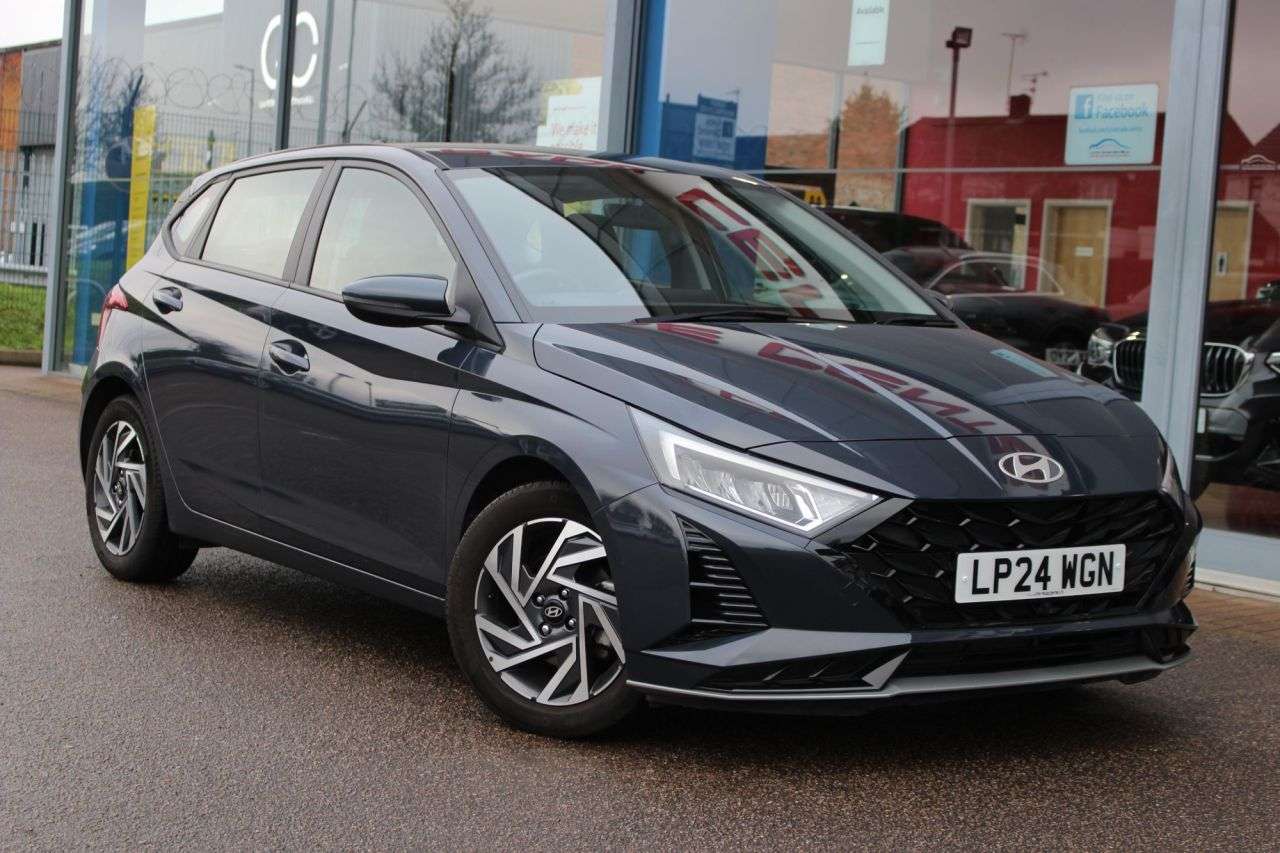 A 2024 HYUNDAI I20 1.0 T-GDi Advance Hatchback 5dr Petrol Manual Euro 6 (s/s) (100 ps) 16" ALL A 2024 HYUNDAI I20 1.0 T-GDi Advance Hatchback 5dr Petrol Manual Euro 6 (s/s) (100 ps) 16" ALL