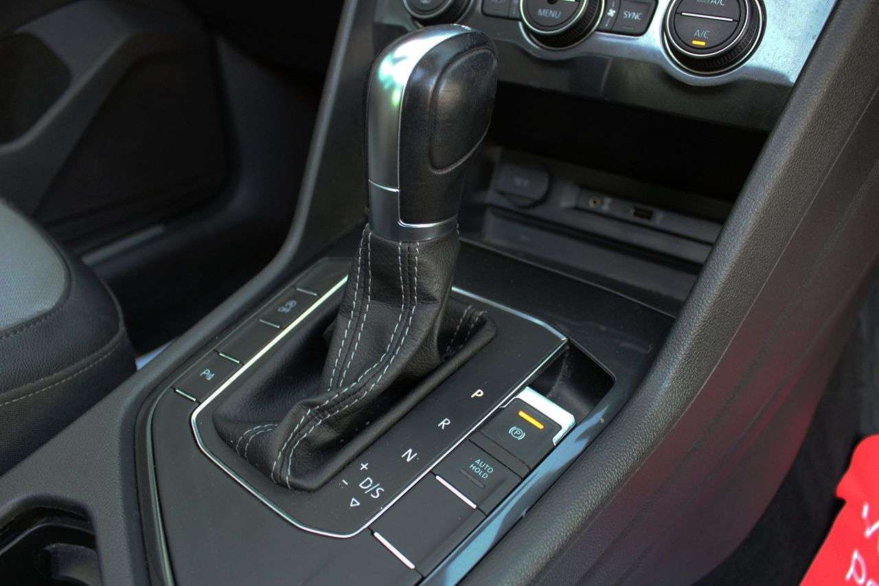 2016 VOLKSWAGEN TIGUAN 2016 VOLKSWAGEN TIGUAN