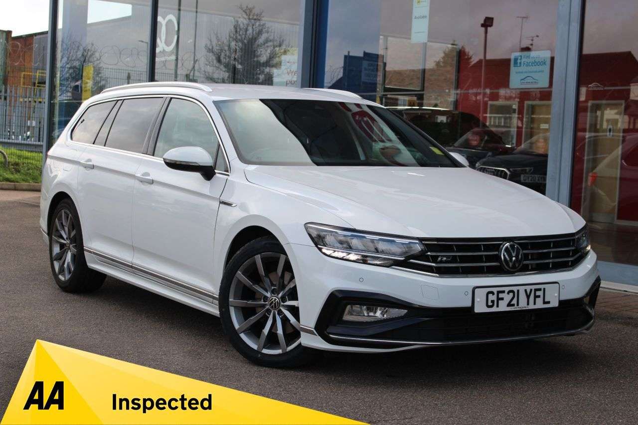 A 2021 VOLKSWAGEN PASSAT 2.0 TDI EVO R-Line Estate 5dr Diesel DSG Euro 6 (s/s) (150 ps) 18" ALLOYS, A 2021 VOLKSWAGEN PASSAT 2.0 TDI EVO R-Line Estate 5dr Diesel DSG Euro 6 (s/s) (150 ps) 18" ALLOYS,