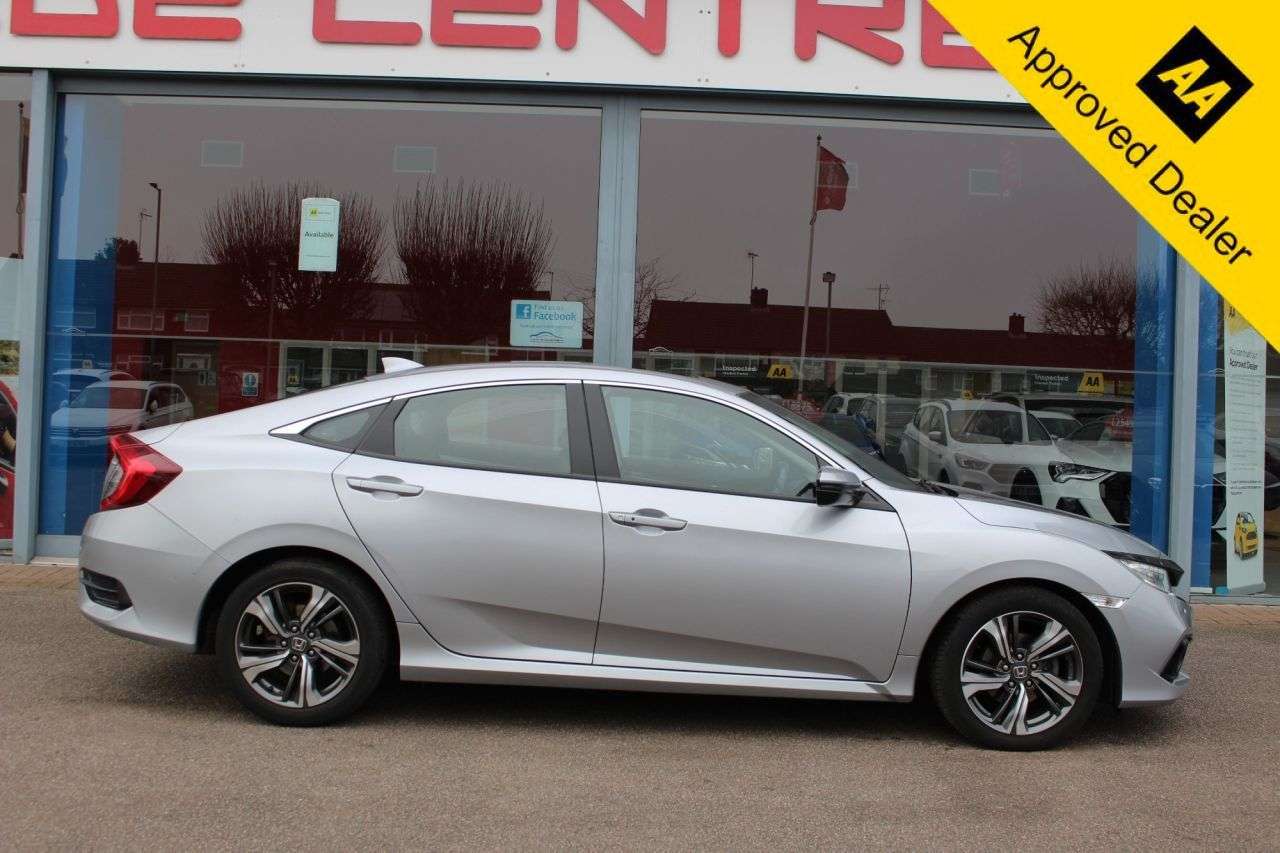A 2020 HONDA CIVIC 1.0 VTEC Turbo EX Saloon 4dr Petrol CVT Euro 6 (s/s) (126 ps) HTD/LTHR, DAB A 2020 HONDA CIVIC 1.0 VTEC Turbo EX Saloon 4dr Petrol CVT Euro 6 (s/s) (126 ps) HTD/LTHR, DAB