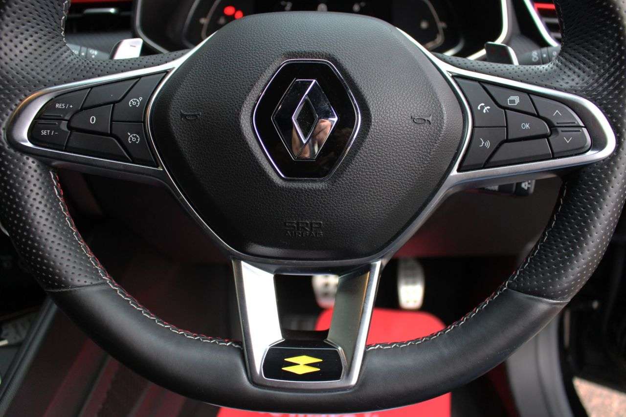 2020 RENAULT CLIO 2020 RENAULT CLIO