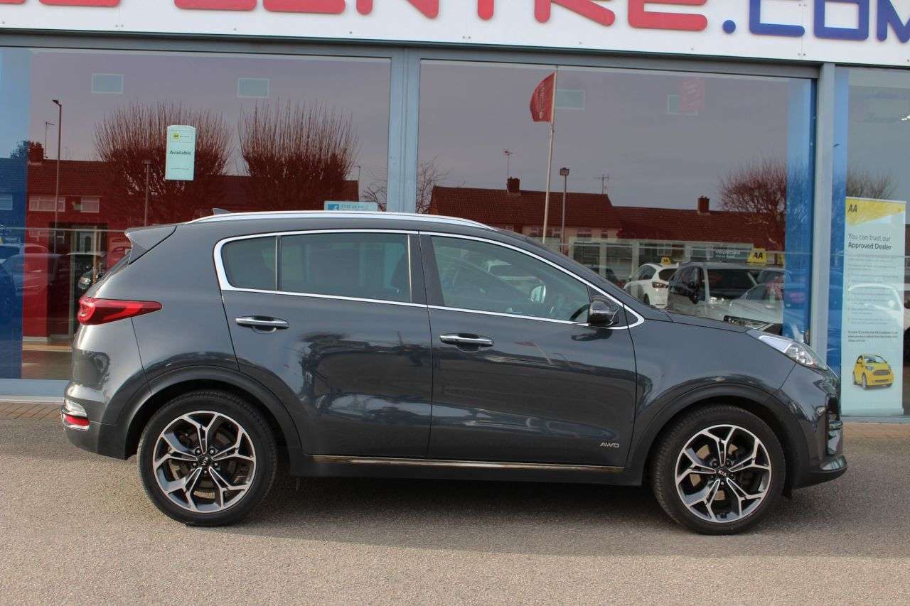 A 2020 KIA SPORTAGE 1.6 T-GDi GT-Line SUV 5dr Petrol DCT AWD Euro 6 (s/s) (174 bhp) DAB, 19" AL A 2020 KIA SPORTAGE 1.6 T-GDi GT-Line SUV 5dr Petrol DCT AWD Euro 6 (s/s) (174 bhp) DAB, 19" AL