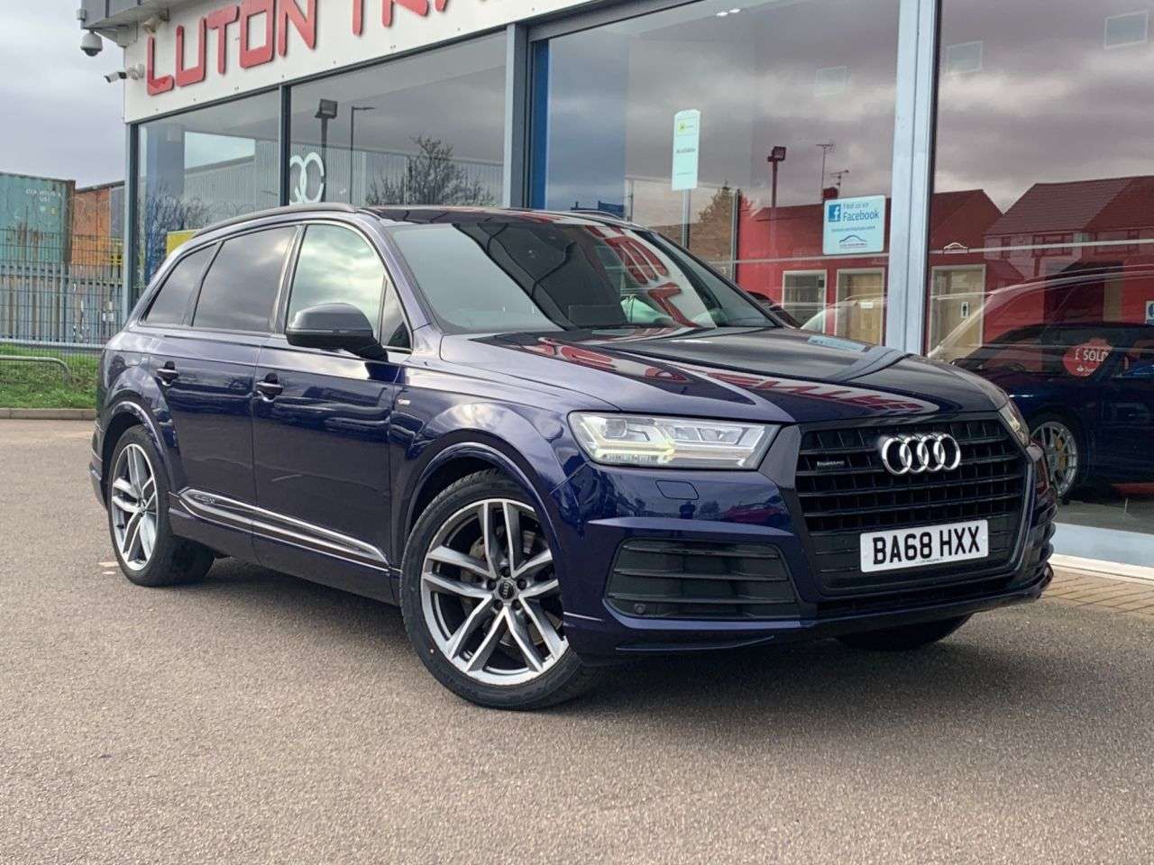 A 2019 AUDI Q7 3.0 TDI V6 50 Black Edition SUV 5dr Diesel Tiptronic quattro Euro 6 (s/s) ( A 2019 AUDI Q7 3.0 TDI V6 50 Black Edition SUV 5dr Diesel Tiptronic quattro Euro 6 (s/s) (