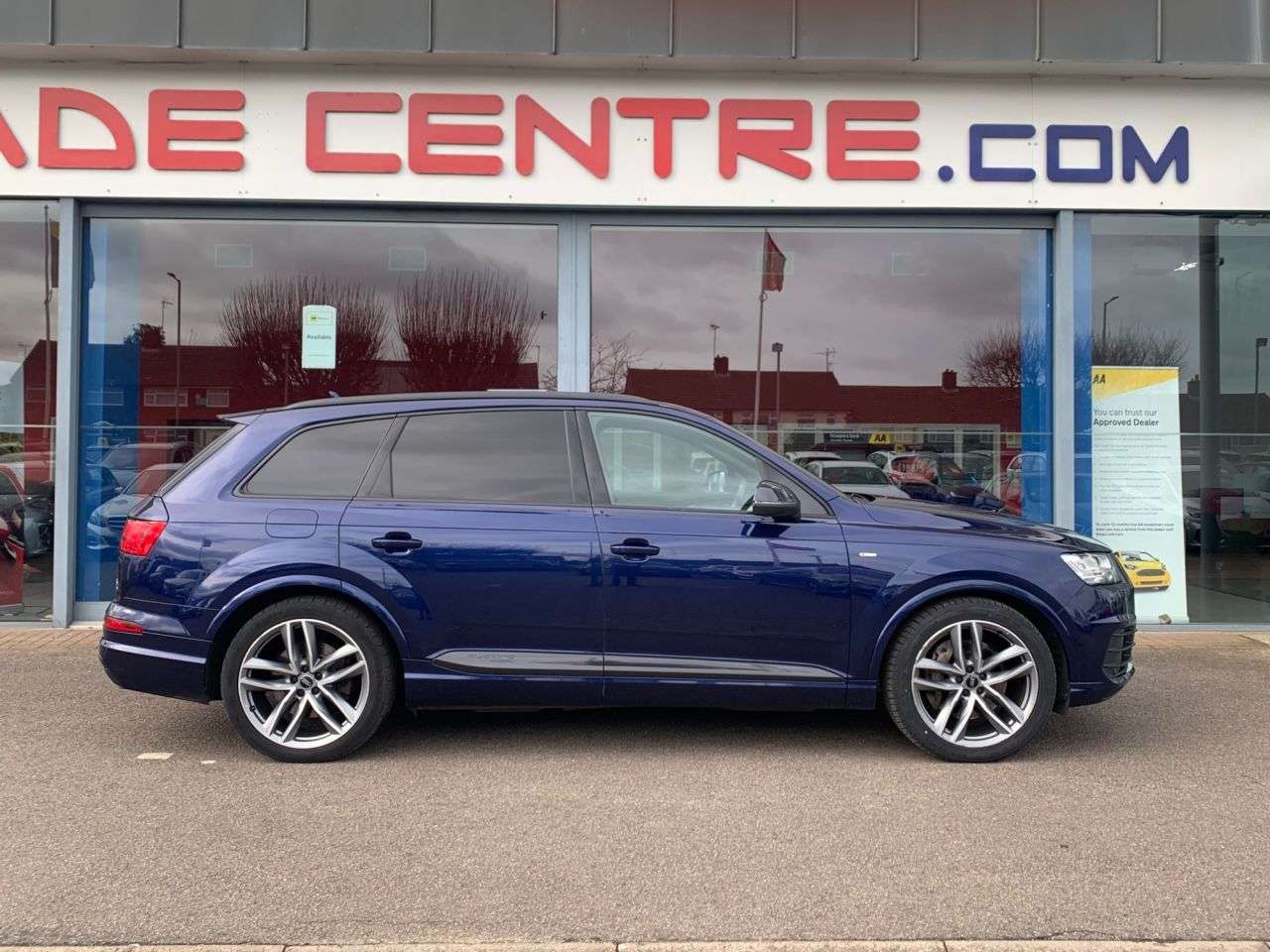 A 2019 AUDI Q7 3.0 TDI V6 50 Black Edition SUV 5dr Diesel Tiptronic quattro Euro 6 (s/s) ( A 2019 AUDI Q7 3.0 TDI V6 50 Black Edition SUV 5dr Diesel Tiptronic quattro Euro 6 (s/s) (