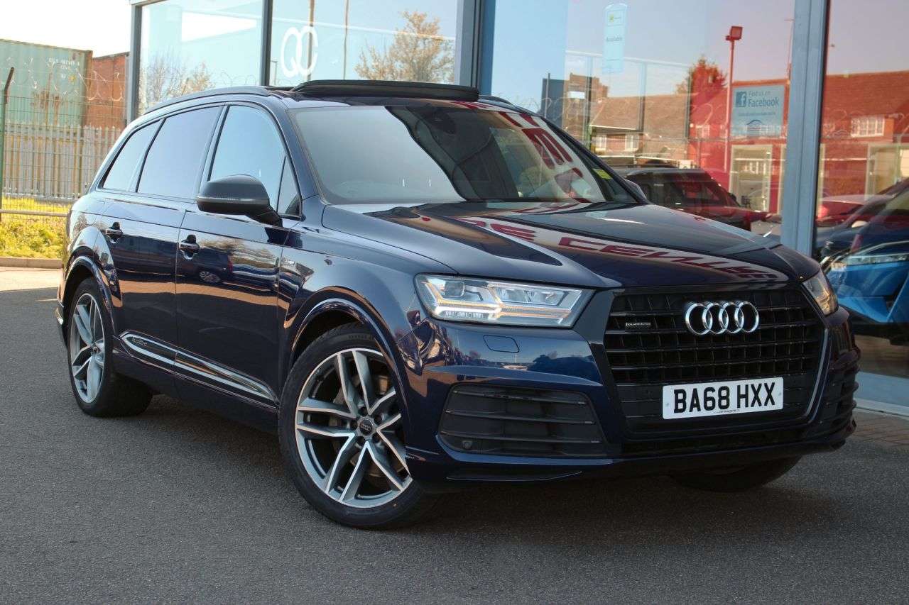 A 2019 AUDI Q7 3.0 TDI V6 50 Black Edition SUV 5dr Diesel Tiptronic quattro Euro 6 (s/s) ( A 2019 AUDI Q7 3.0 TDI V6 50 Black Edition SUV 5dr Diesel Tiptronic quattro Euro 6 (s/s) (