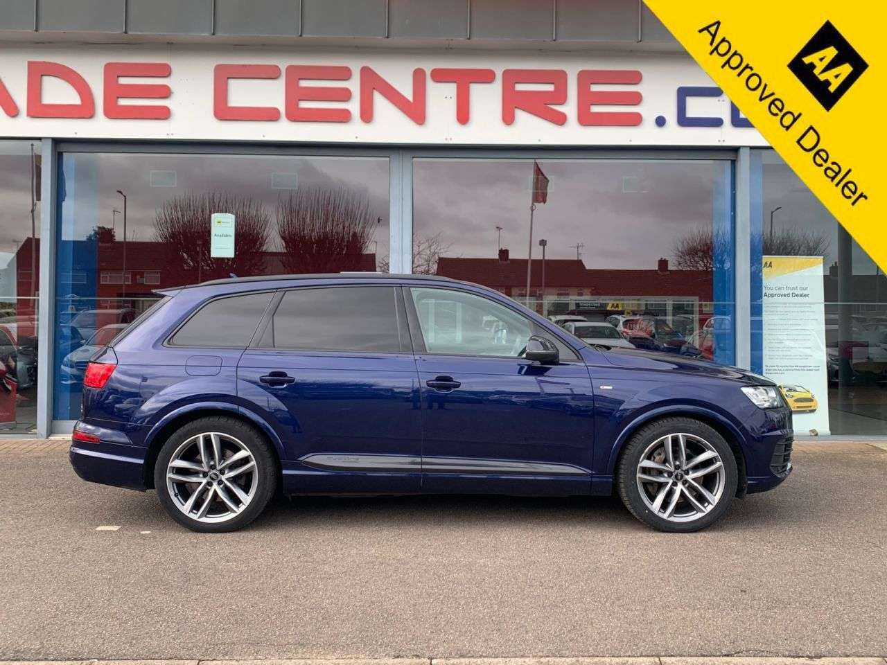 A 2019 AUDI Q7 3.0 TDI V6 50 Black Edition SUV 5dr Diesel Tiptronic quattro Euro 6 (s/s) ( A 2019 AUDI Q7 3.0 TDI V6 50 Black Edition SUV 5dr Diesel Tiptronic quattro Euro 6 (s/s) (