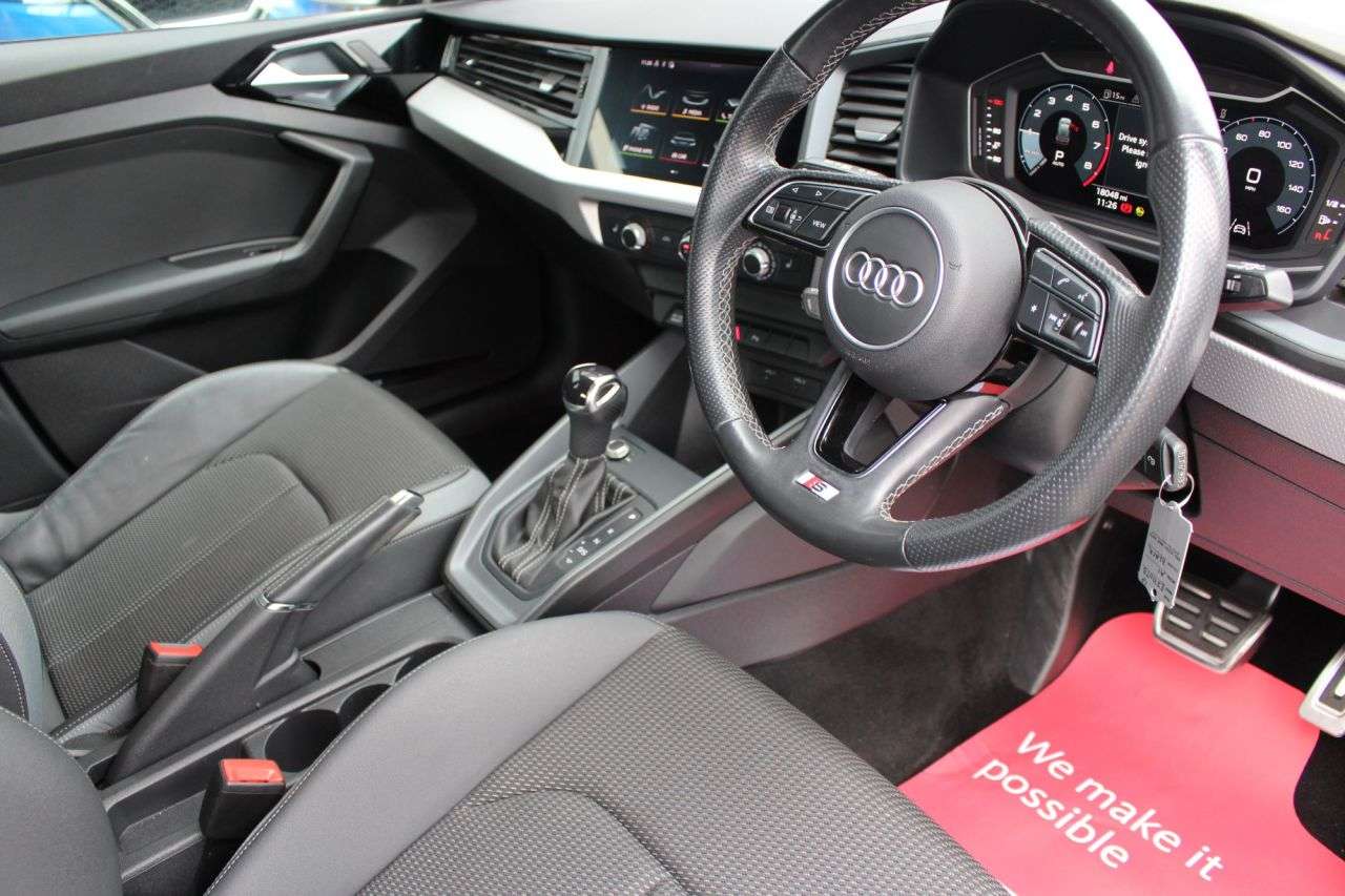 2021 AUDI A1 2021 AUDI A1