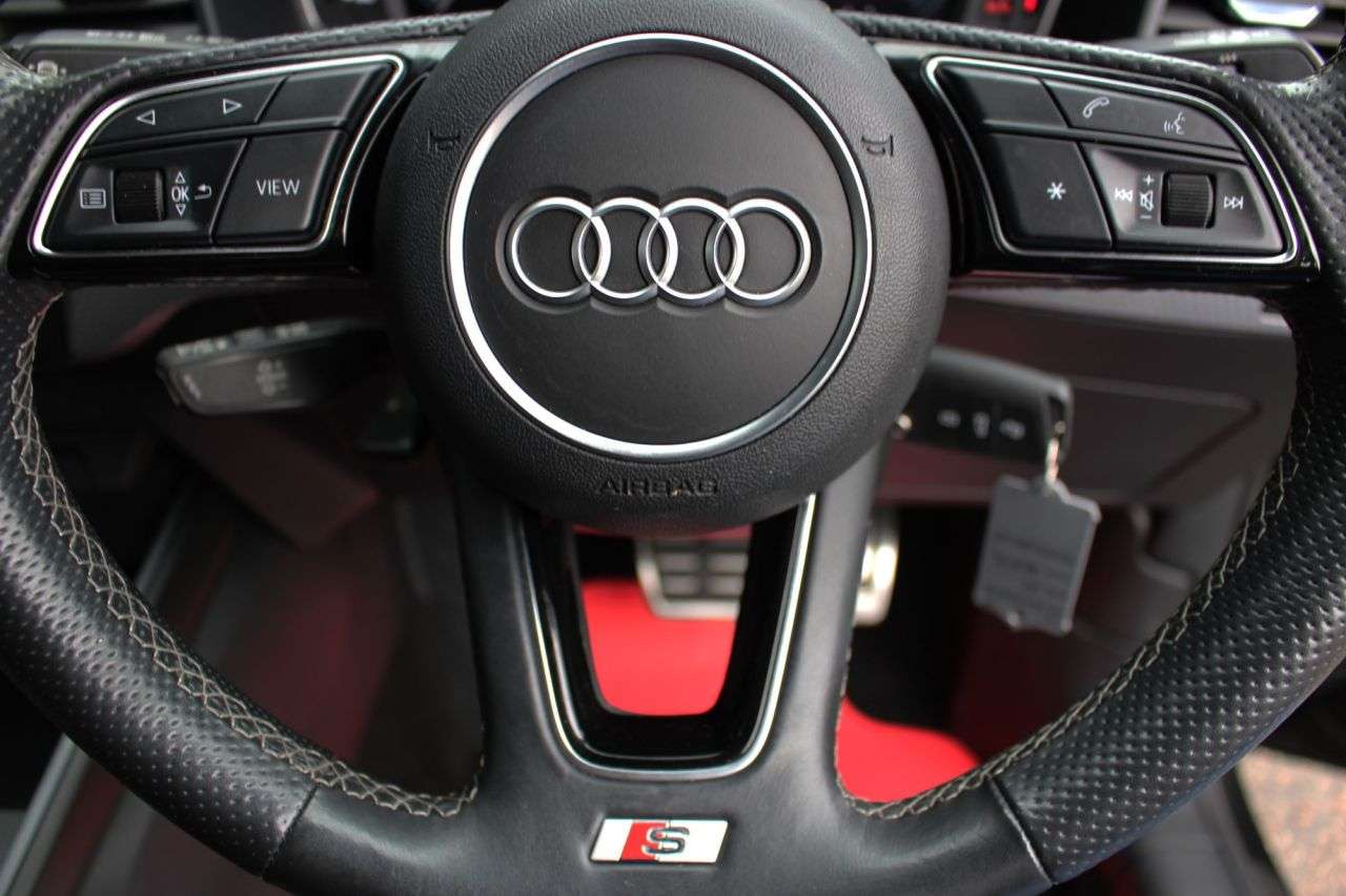 2021 AUDI A1 2021 AUDI A1
