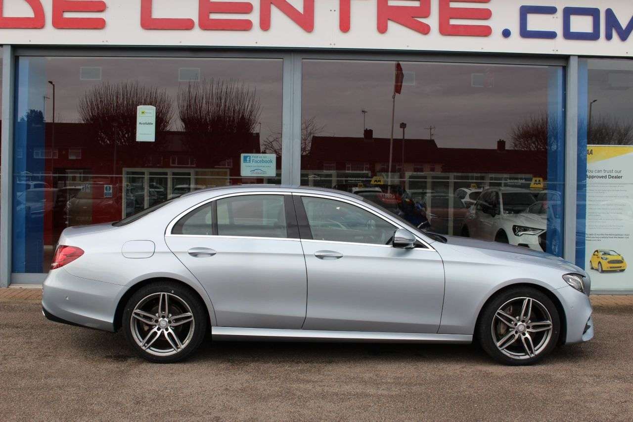 A 2016 MERCEDES-BENZ E-CLASS 2.0 E220d AMG Line Saloon 4dr Diesel G-Tronic+ Euro 6 (s/s) (194 ps) 19" AL A 2016 MERCEDES-BENZ E-CLASS 2.0 E220d AMG Line Saloon 4dr Diesel G-Tronic+ Euro 6 (s/s) (194 ps) 19" AL