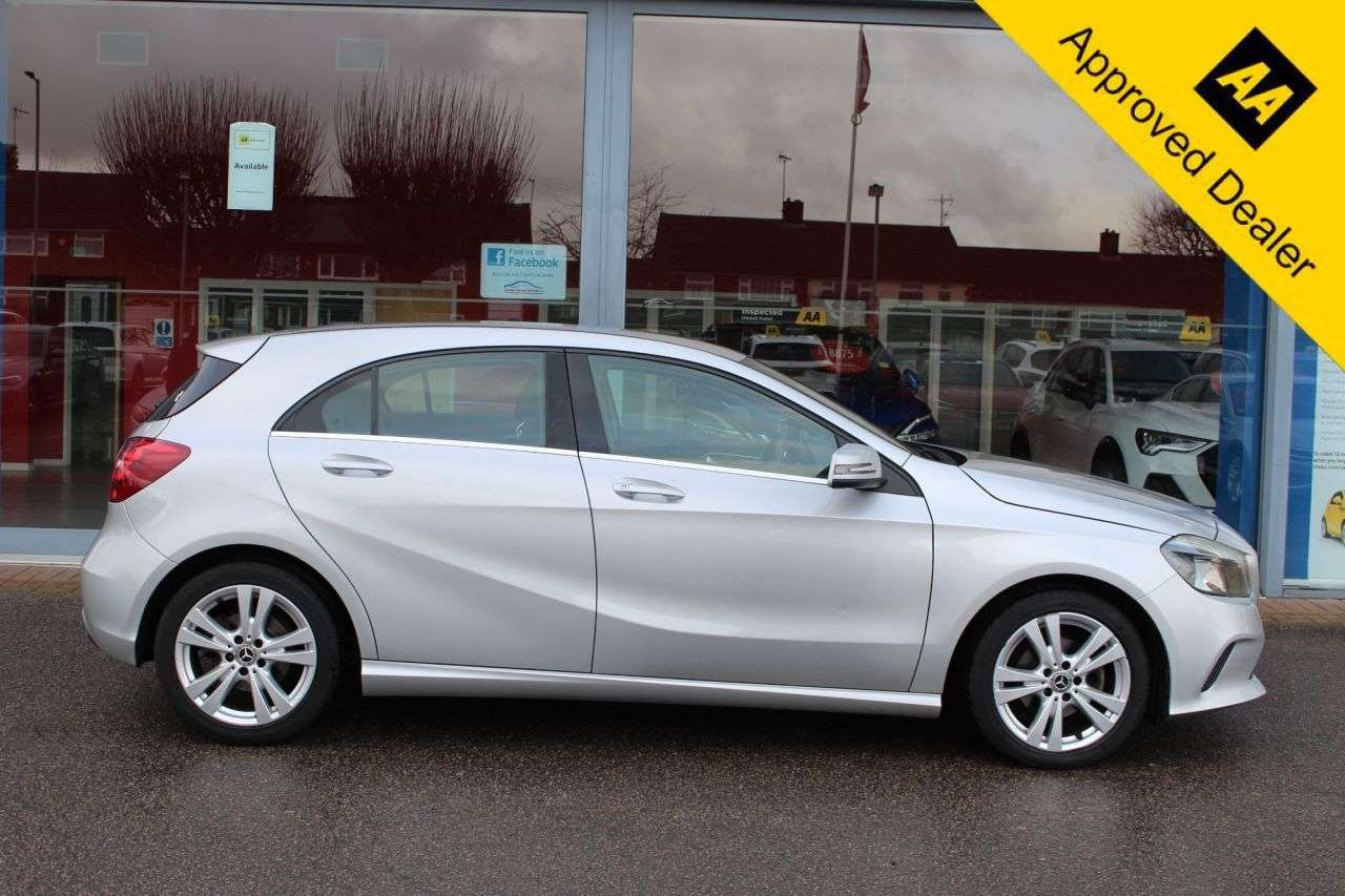 A 2017 MERCEDES-BENZ A-CLASS 1.5 A180d Sport Hatchback 5dr Diesel Manual Euro 6 (s/s) (109 ps) CRUISE, B A 2017 MERCEDES-BENZ A-CLASS 1.5 A180d Sport Hatchback 5dr Diesel Manual Euro 6 (s/s) (109 ps) CRUISE, B
