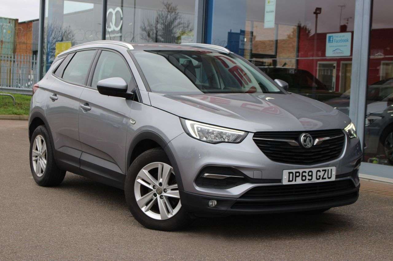 A 2020 VAUXHALL GRANDLAND X 1.5 Turbo D BlueInjection SE SUV 5dr Diesel Manual Euro 6 (s/s) (130 ps) CR A 2020 VAUXHALL GRANDLAND X 1.5 Turbo D BlueInjection SE SUV 5dr Diesel Manual Euro 6 (s/s) (130 ps) CR