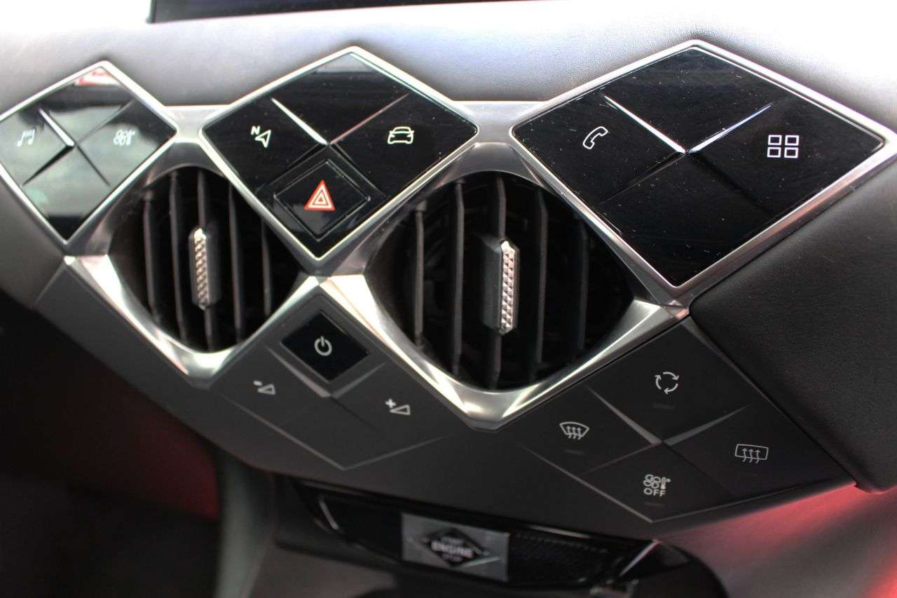 2022 DS AUTOMOBILES DS 3 CROSSBACK 2022 DS AUTOMOBILES DS 3 CROSSBACK