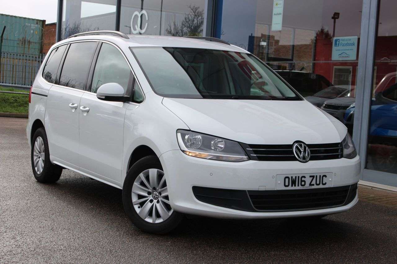 A 2016 VOLKSWAGEN SHARAN 2.0 TDI BlueMotion Tech SE MPV 5dr Diesel DSG Euro 5 (s/s) (140 ps) DAB, BL A 2016 VOLKSWAGEN SHARAN 2.0 TDI BlueMotion Tech SE MPV 5dr Diesel DSG Euro 5 (s/s) (140 ps) DAB, BL