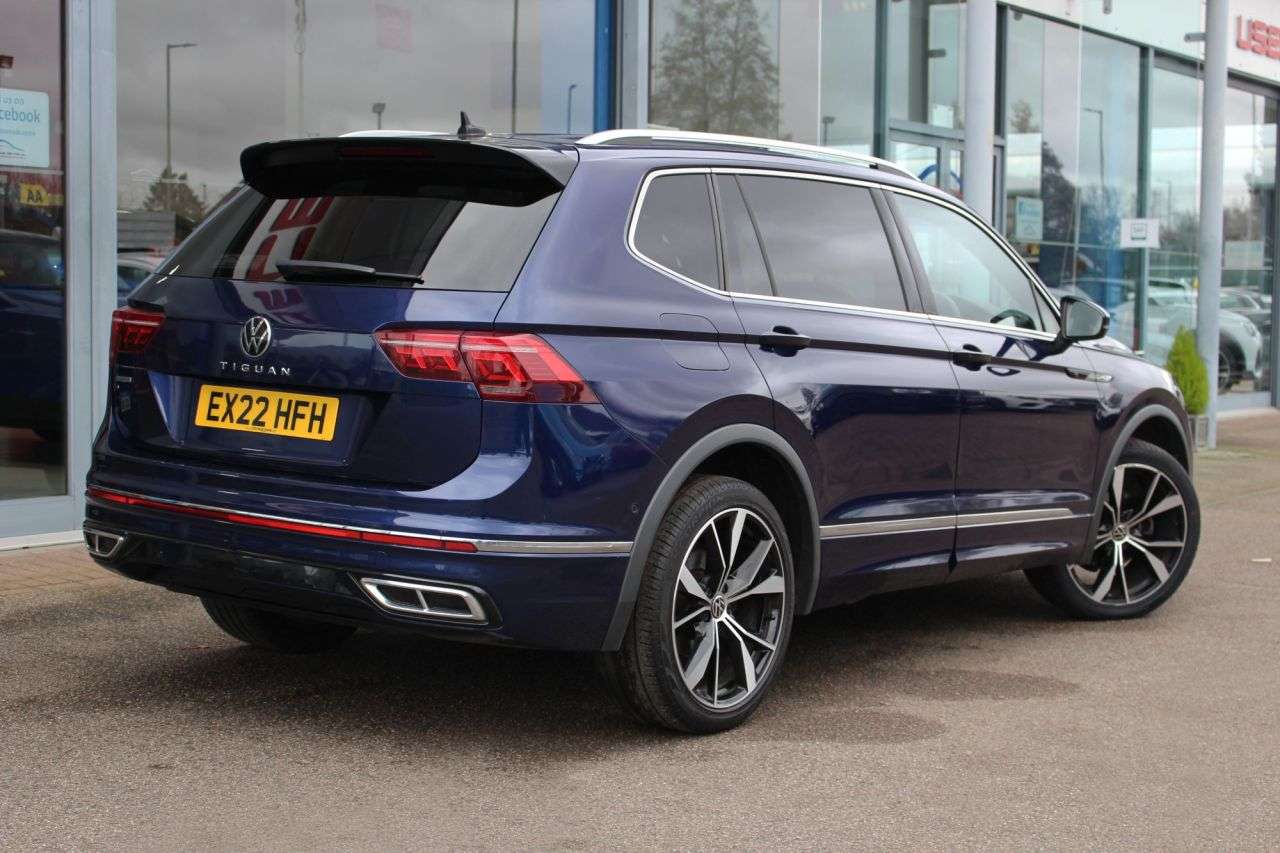 A 2022 VOLKSWAGEN TIGUAN ALLSPACE 1.5 TSI R-Line SUV 5dr Petrol DSG Euro 6 (s/s) (150 ps) 7 SETAS, P/ASSIST, A 2022 VOLKSWAGEN TIGUAN ALLSPACE 1.5 TSI R-Line SUV 5dr Petrol DSG Euro 6 (s/s) (150 ps) 7 SETAS, P/ASSIST,