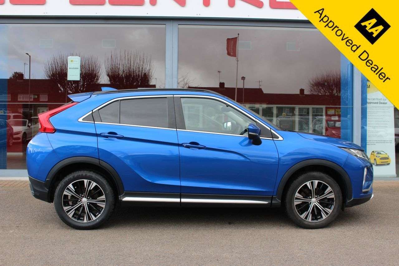 A 2019 MITSUBISHI ECLIPSE CROSS 1.5T GPF 3 SUV 5dr Petrol CVT 4WD Euro 6 (s/s) (163 ps) 18" ALLOYS, CRUISE/ A 2019 MITSUBISHI ECLIPSE CROSS 1.5T GPF 3 SUV 5dr Petrol CVT 4WD Euro 6 (s/s) (163 ps) 18" ALLOYS, CRUISE/
