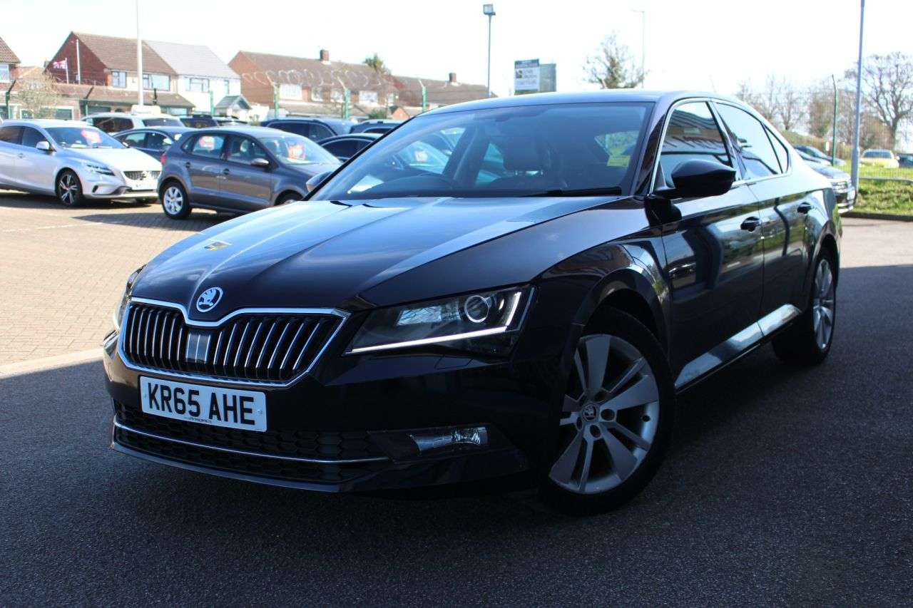 2015 SKODA SUPERB 2015 SKODA SUPERB