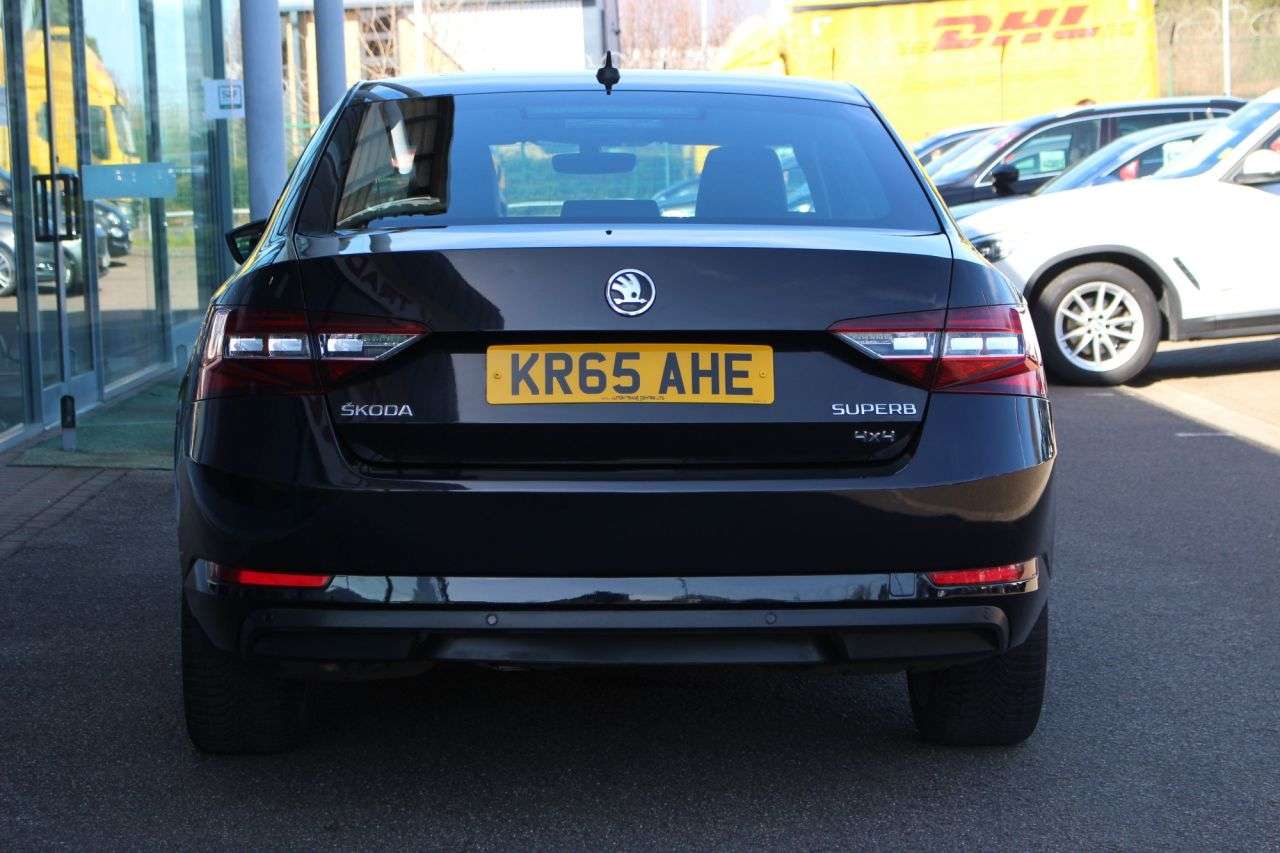 2015 SKODA SUPERB 2015 SKODA SUPERB