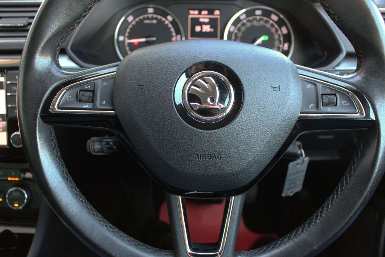 2015 SKODA SUPERB 2015 SKODA SUPERB