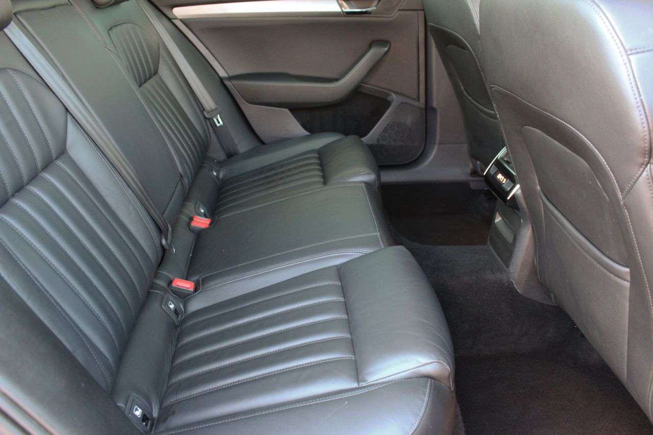 2015 SKODA SUPERB 2015 SKODA SUPERB