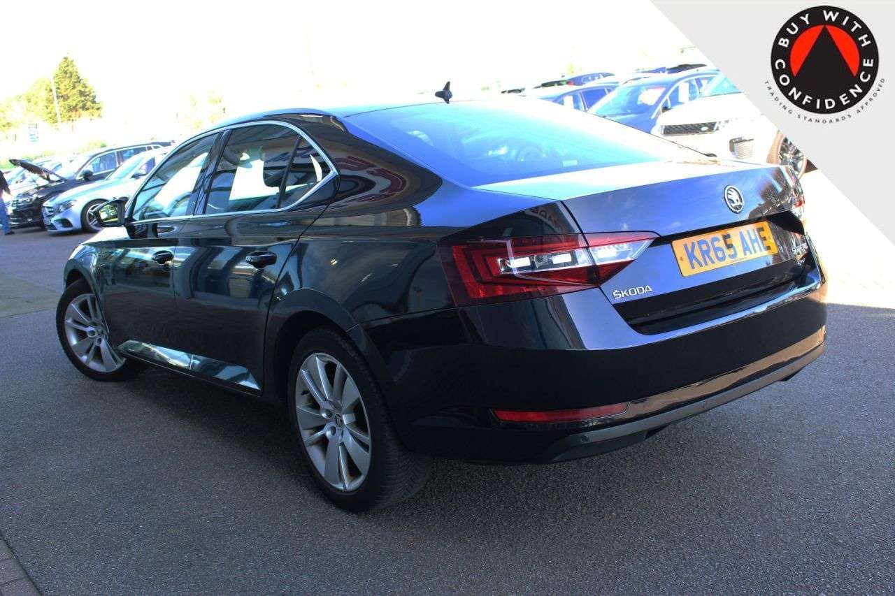 2015 SKODA SUPERB 2015 SKODA SUPERB