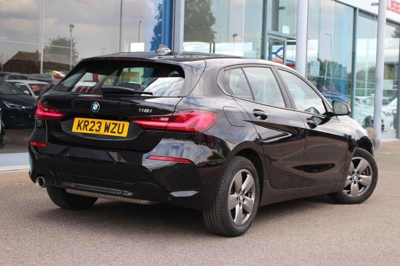 2023 BMW 1 SERIES 2023 BMW 1 SERIES