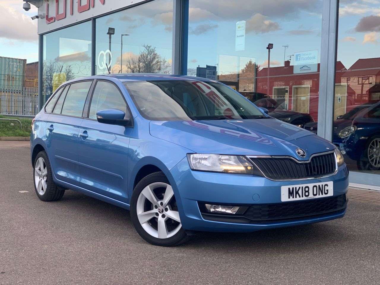 A 2018 SKODA RAPID SPACEBACK 1.0 TSI SE Tech Hatchback 5dr Petrol DSG Euro 6 (s/s) (95 ps) LOW MILES, BL A 2018 SKODA RAPID SPACEBACK 1.0 TSI SE Tech Hatchback 5dr Petrol DSG Euro 6 (s/s) (95 ps) LOW MILES, BL