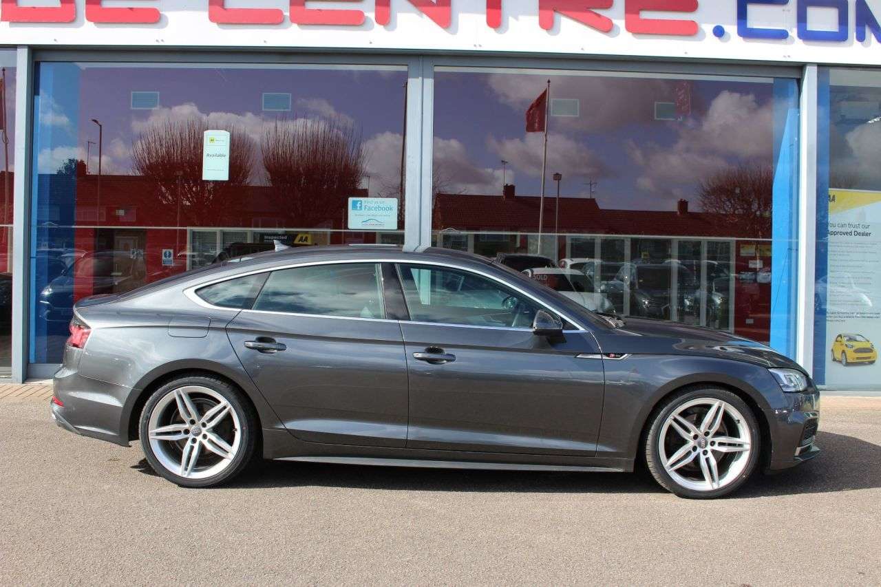 A 2019 AUDI A5 2.0 TFSI 35 S line Sportback 5dr Petrol S Tronic Euro 6 (s/s) (150 ps) 19" A 2019 AUDI A5 2.0 TFSI 35 S line Sportback 5dr Petrol S Tronic Euro 6 (s/s) (150 ps) 19"