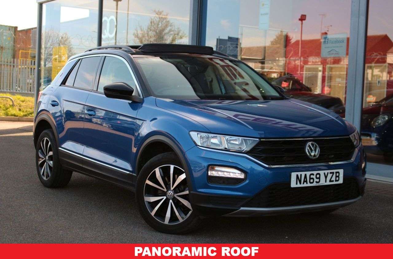 A 2019 VOLKSWAGEN T-ROC 2.0 TDI Design SUV 5dr Diesel DSG Euro 6 (s/s) (150 ps) 18" ALLOYS, ACC/LKA A 2019 VOLKSWAGEN T-ROC 2.0 TDI Design SUV 5dr Diesel DSG Euro 6 (s/s) (150 ps) 18" ALLOYS, ACC/LKA