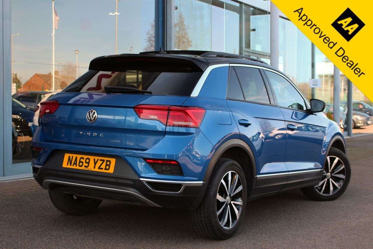 2019 VOLKSWAGEN T-ROC 2019 VOLKSWAGEN T-ROC