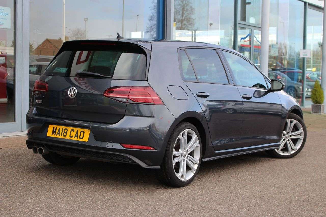 2018 VOLKSWAGEN GOLF 2018 VOLKSWAGEN GOLF