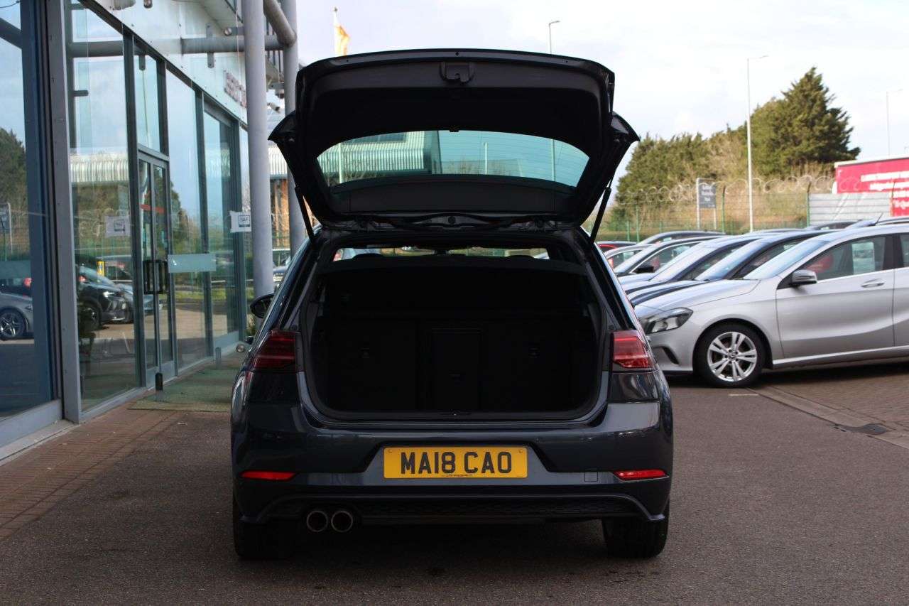 2018 VOLKSWAGEN GOLF 2018 VOLKSWAGEN GOLF