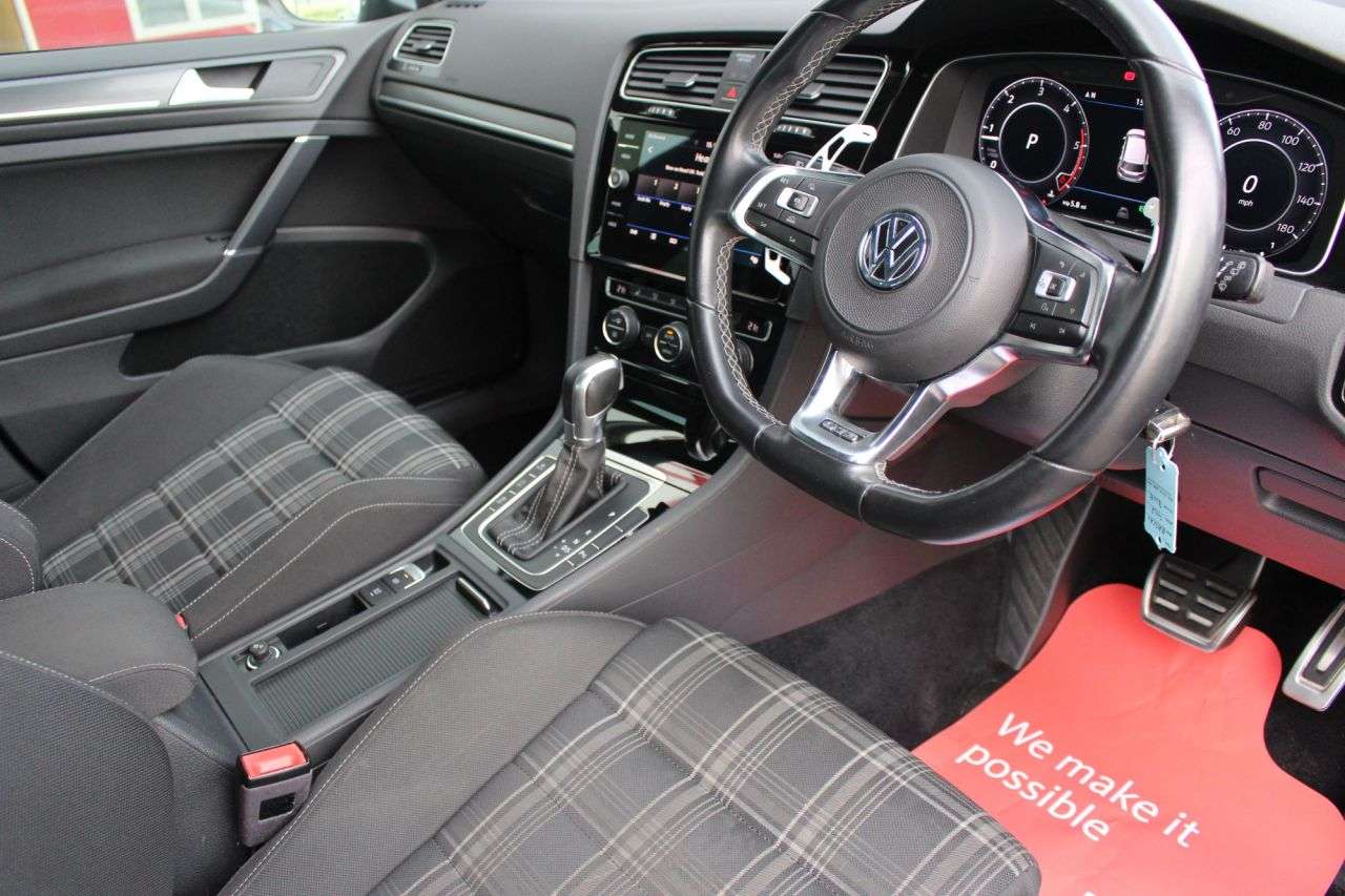 2018 VOLKSWAGEN GOLF 2018 VOLKSWAGEN GOLF