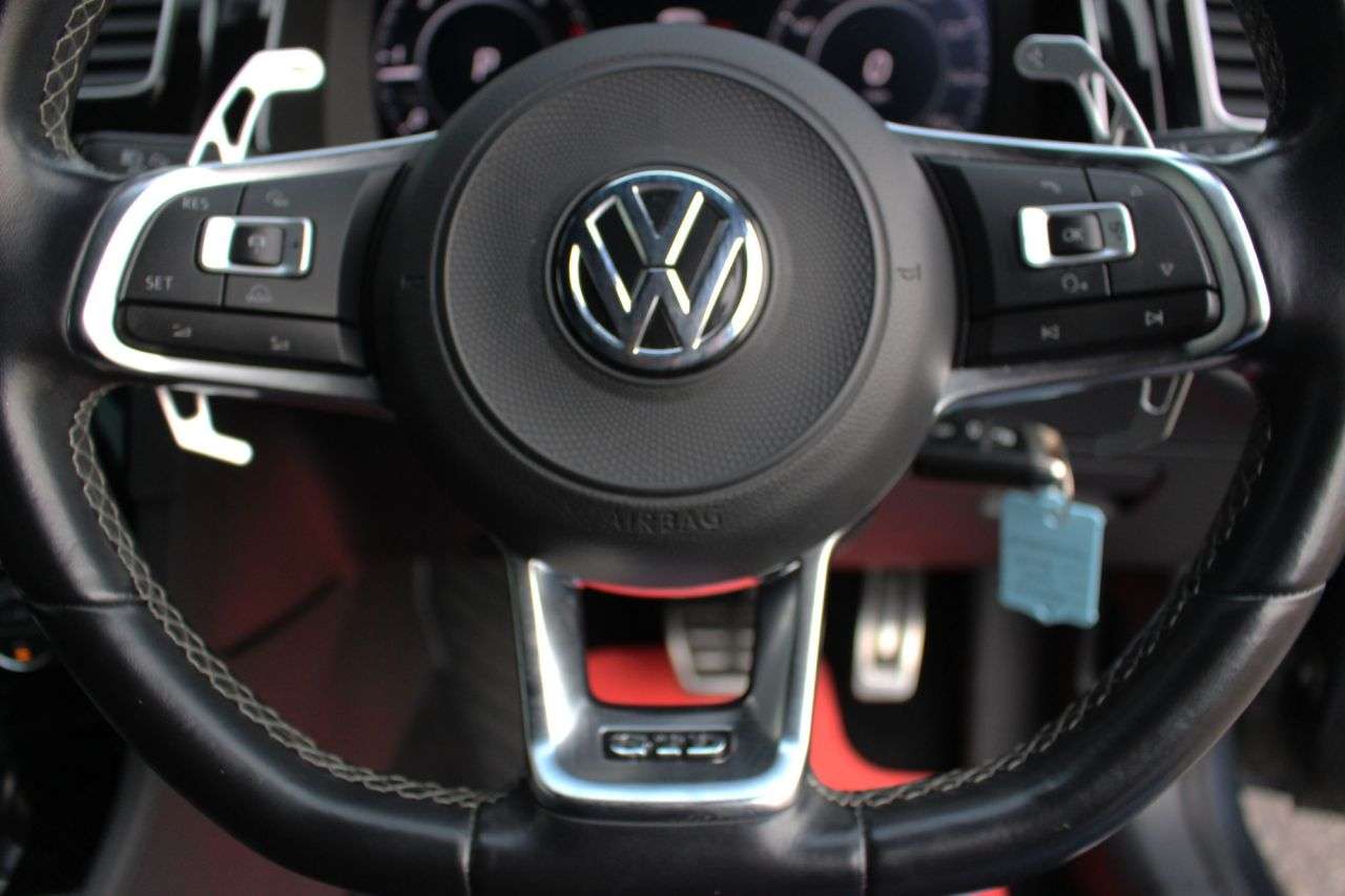 2018 VOLKSWAGEN GOLF 2018 VOLKSWAGEN GOLF