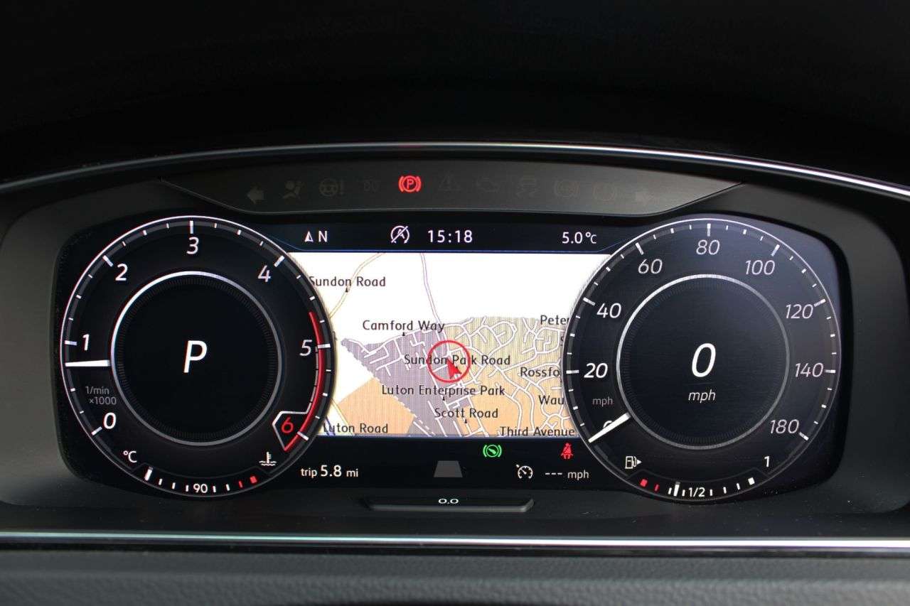 2018 VOLKSWAGEN GOLF 2018 VOLKSWAGEN GOLF