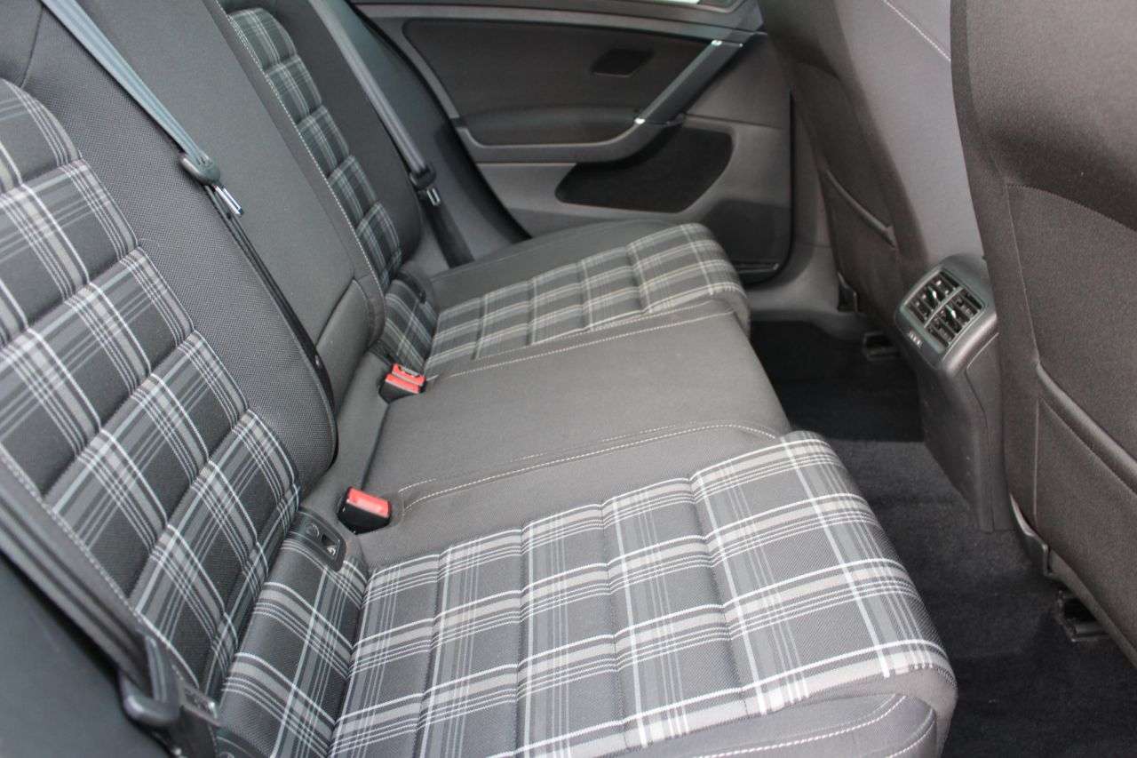 2018 VOLKSWAGEN GOLF 2018 VOLKSWAGEN GOLF