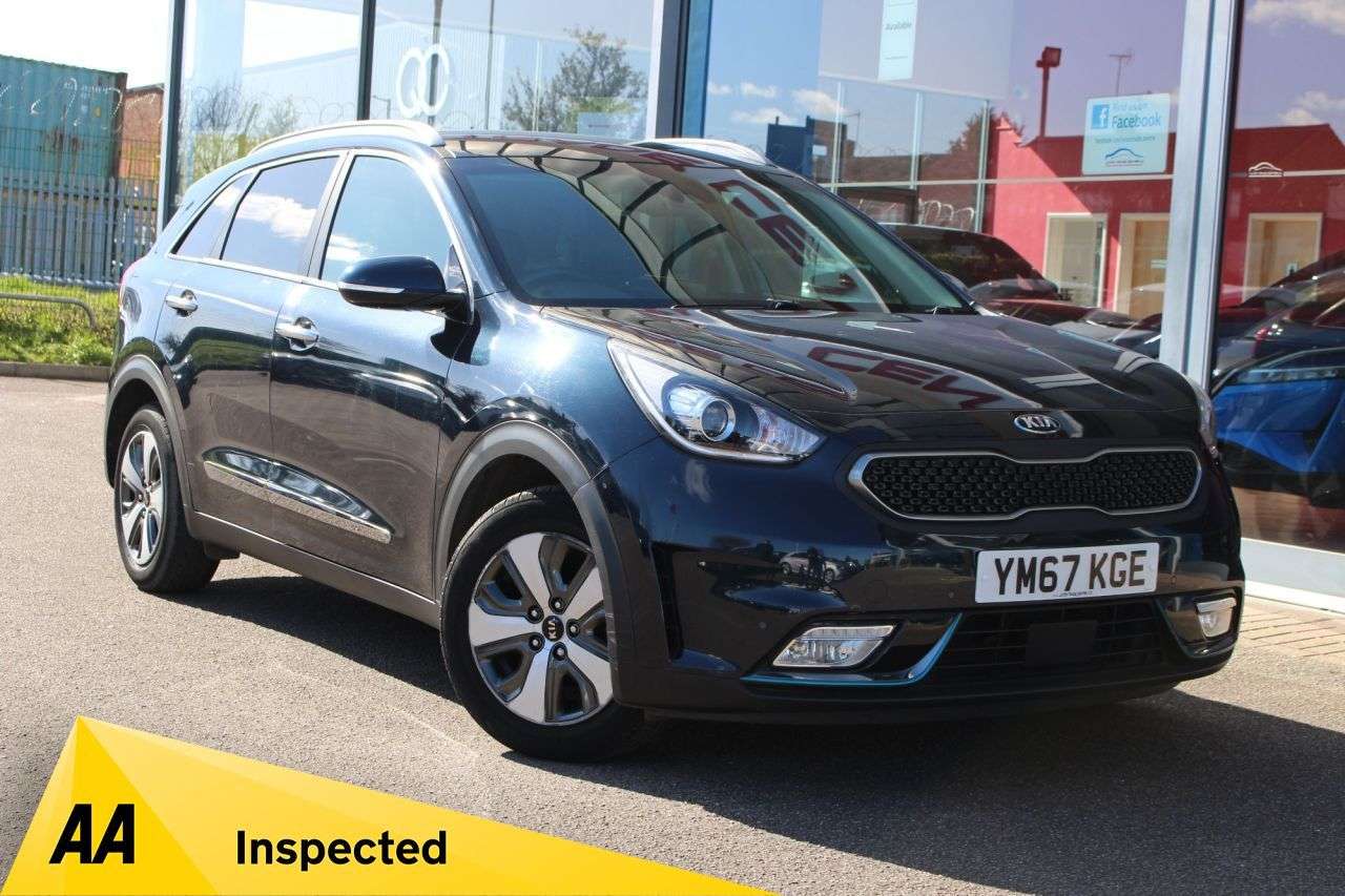 A 2018 KIA NIRO 1.6 GDi 8.9kWh 3 SUV 5dr Petrol Plug-in Hybrid DCT Euro 6 (s/s) (139 bhp) W A 2018 KIA NIRO 1.6 GDi 8.9kWh 3 SUV 5dr Petrol Plug-in Hybrid DCT Euro 6 (s/s) (139 bhp) W